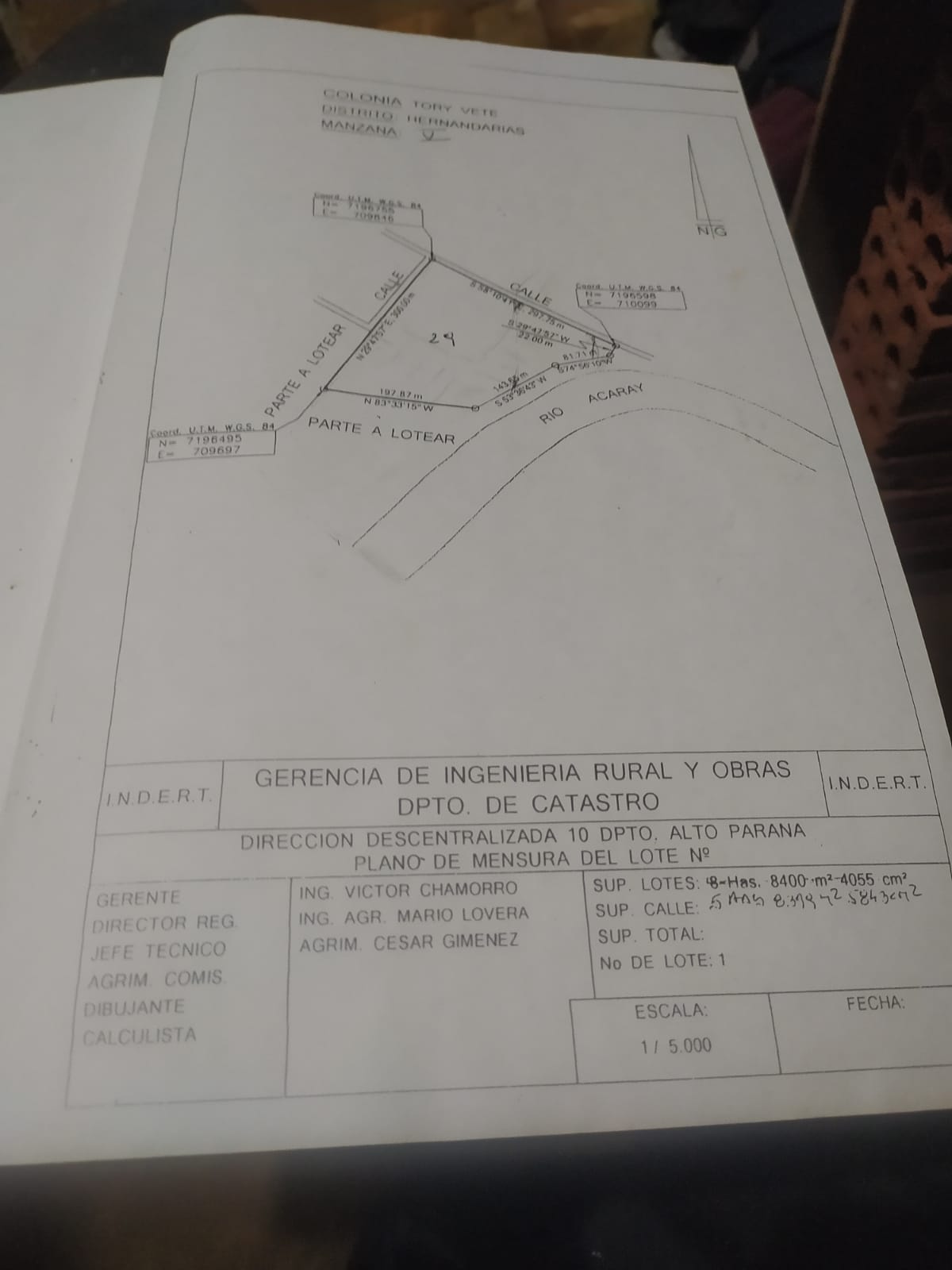Fotografía del plano de mensura del INDERT